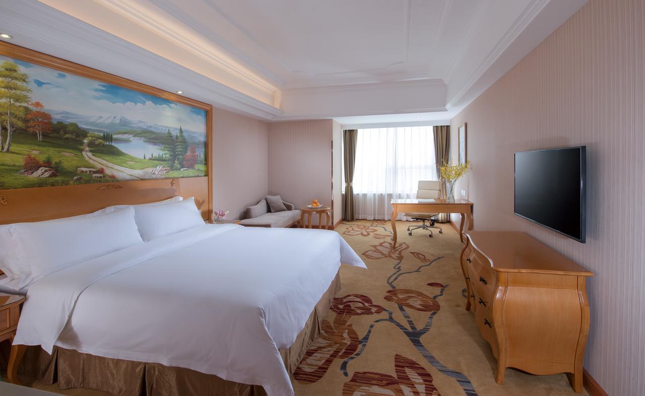 Vienna Hotel Jinshan New City Wanda Plaza Dış mekan fotoğraf